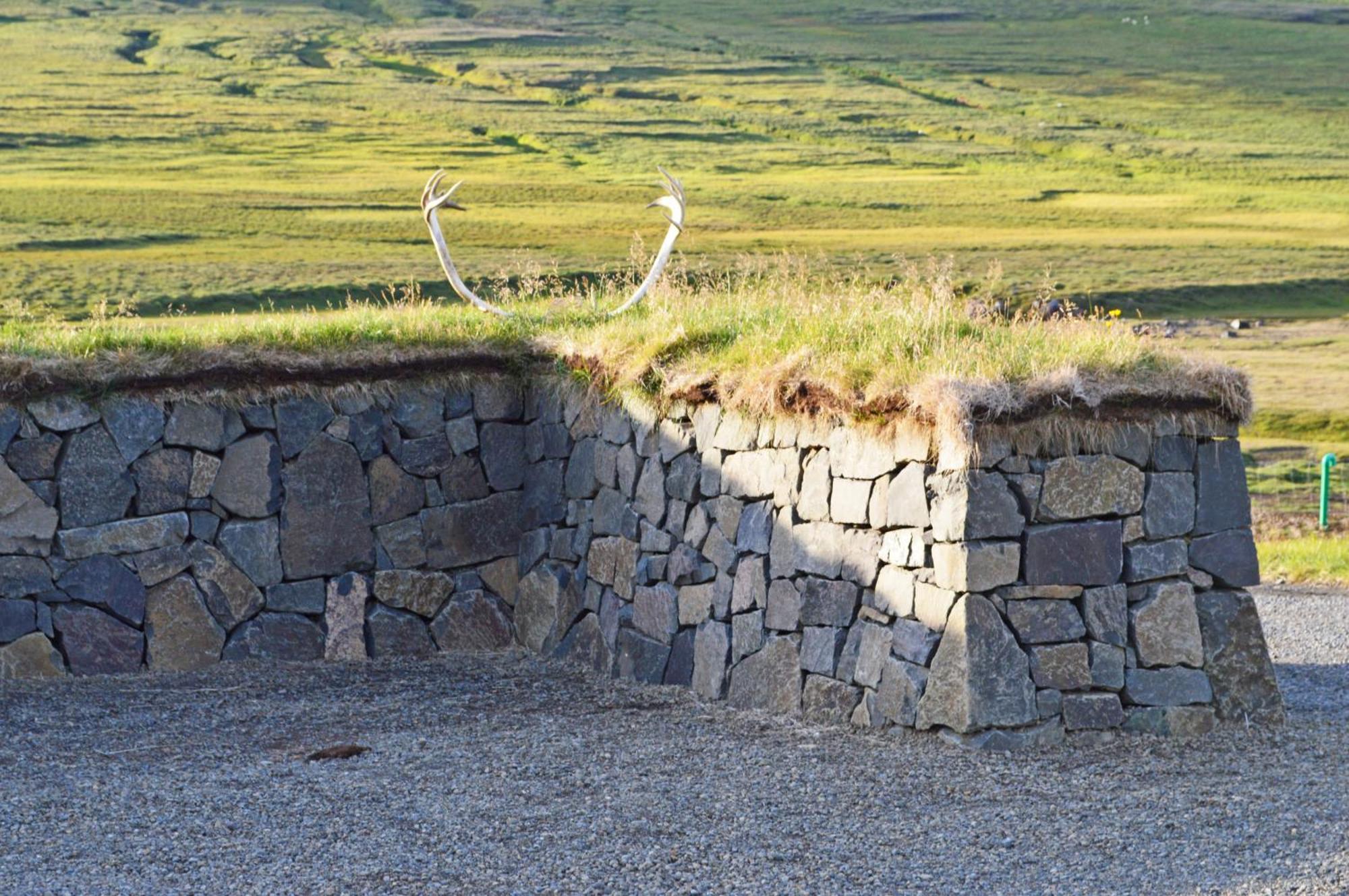 Laugarfell Accommodation & Hot Springs Exterior photo