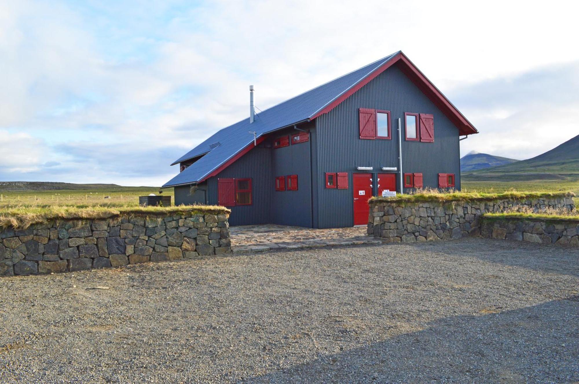 Laugarfell Accommodation & Hot Springs Exterior photo