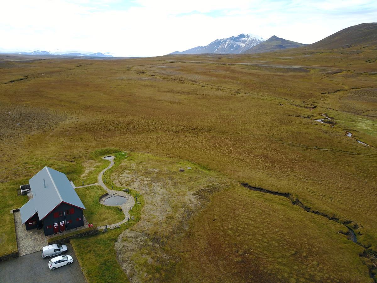 Laugarfell Accommodation & Hot Springs Exterior photo